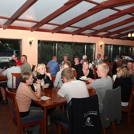 Camping Oase Praha Zlatniky (Central Bohemian) Ngoại thất bức ảnh