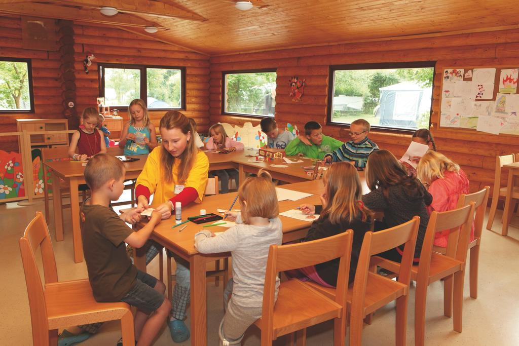 Camping Oase Praha Zlatniky (Central Bohemian) Ngoại thất bức ảnh