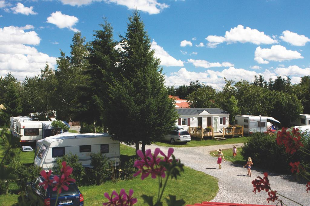 Camping Oase Praha Zlatniky (Central Bohemian) Ngoại thất bức ảnh
